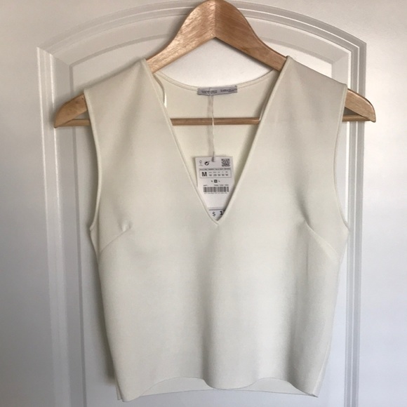 Zara Tops - Zara crop top